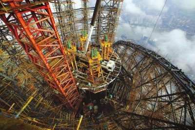 塔吊上的風(fēng)景 建筑工人魏根生的城市視角